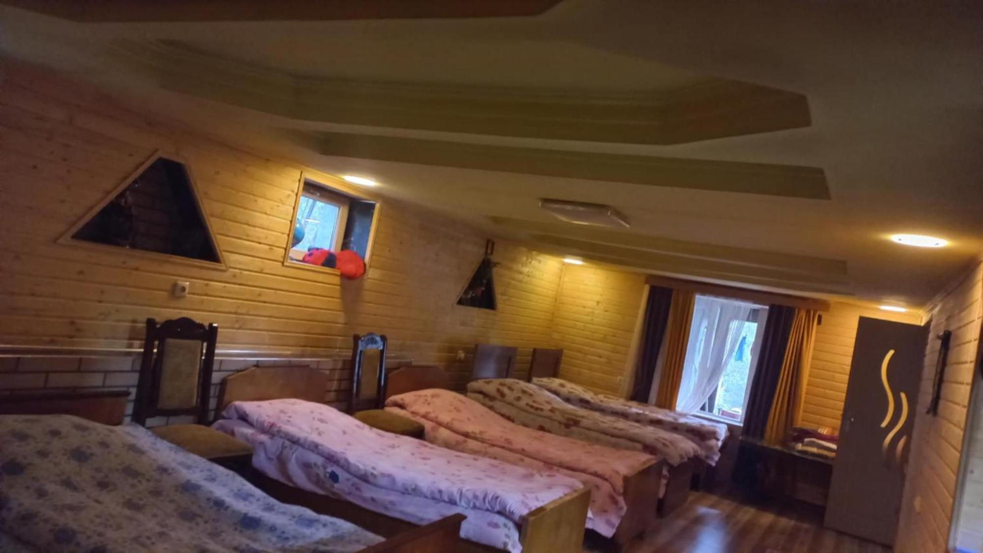 Bezengi Guest House Lalkhori Екстер'єр фото