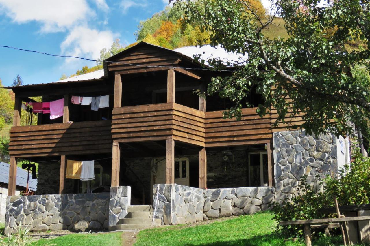 Bezengi Guest House Lalkhori Екстер'єр фото